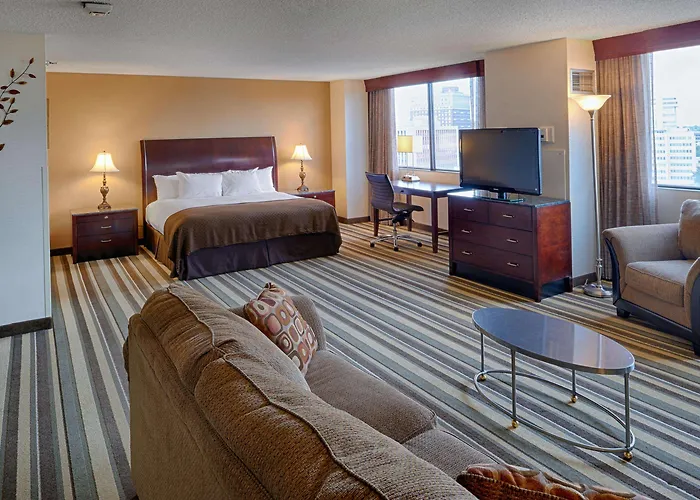 Doubletree By Hilton Downtown