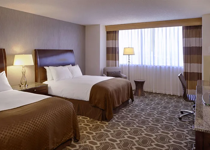 Doubletree By Hilton Downtown 4*