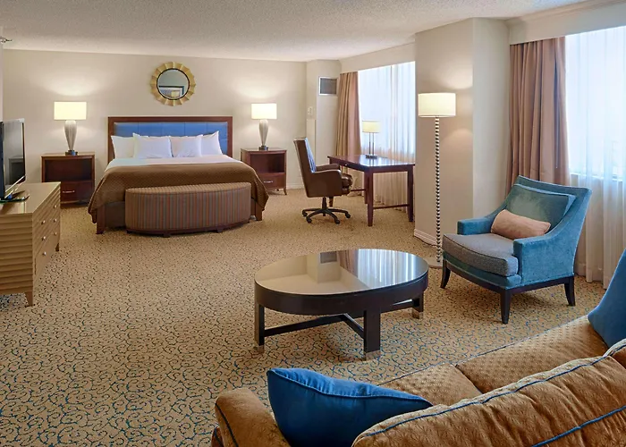 Doubletree By Hilton Downtown 4*