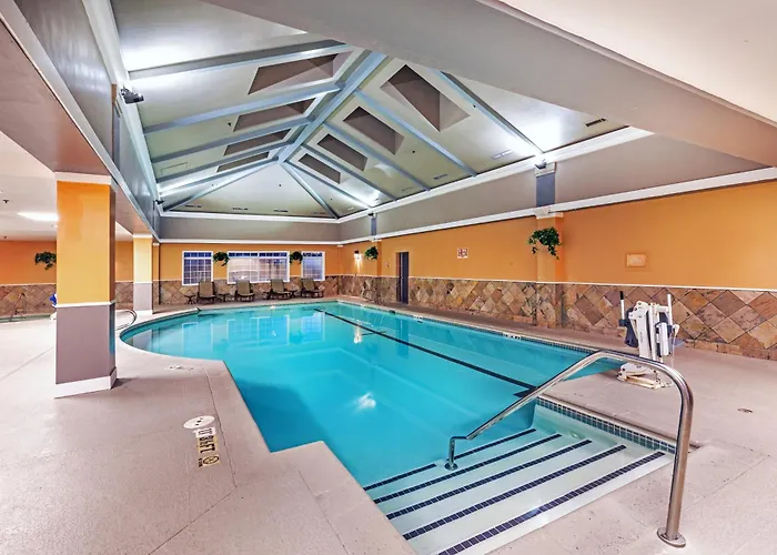 Doubletree By Hilton Downtown Hotel