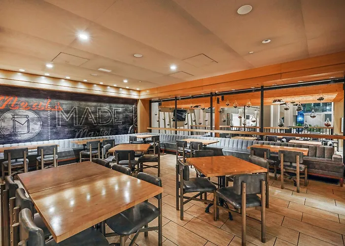 Doubletree By Hilton Downtown Hotel 4*