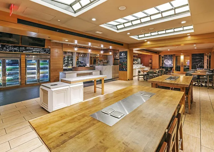 Hotel Doubletree By Hilton Downtown 4*