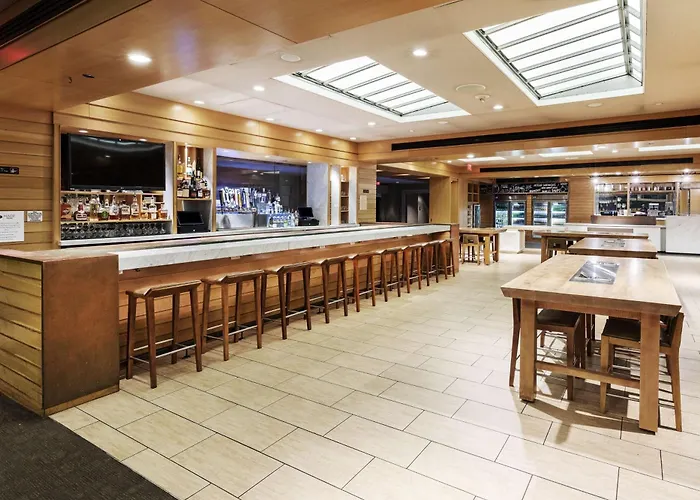 Hotel Doubletree By Hilton Downtown Tulsa