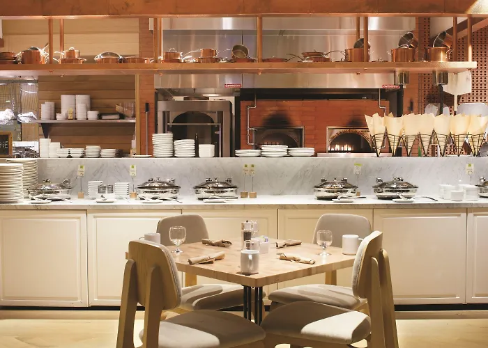 Doubletree By Hilton Downtown Hotel 4*