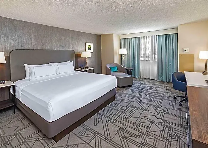 Hotel Doubletree By Hilton Downtown