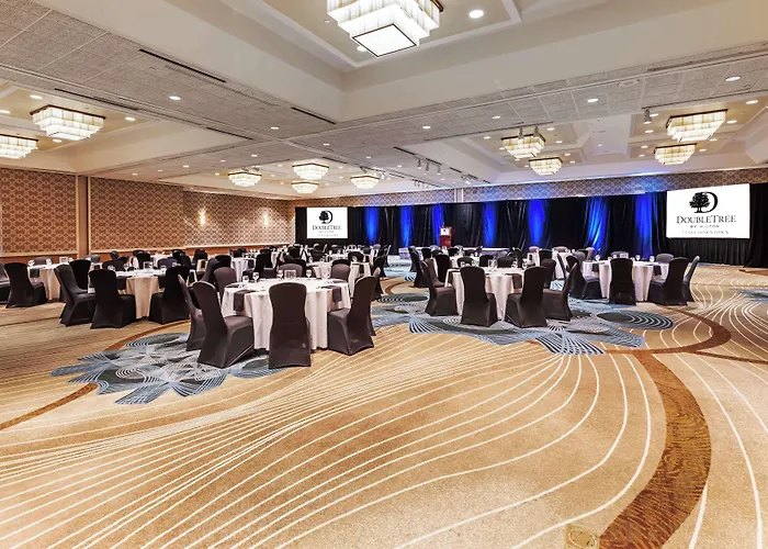 Doubletree By Hilton Downtown Hotel Tulsa