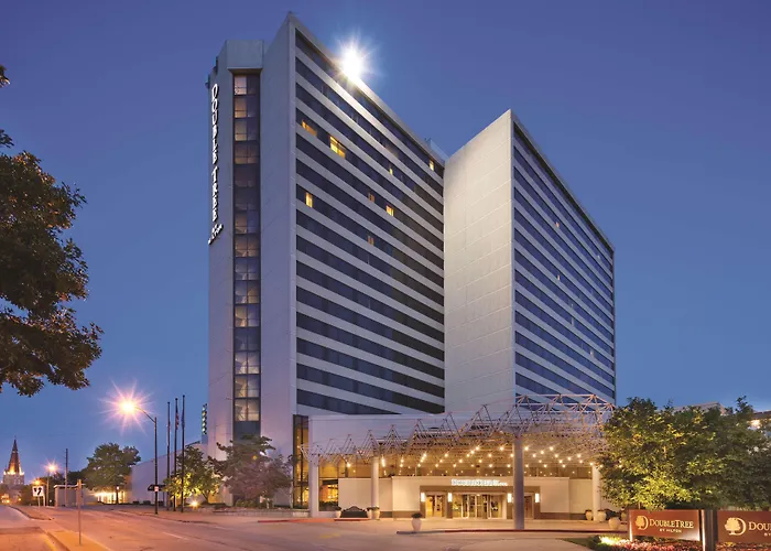 Doubletree By Hilton Downtown Hotel